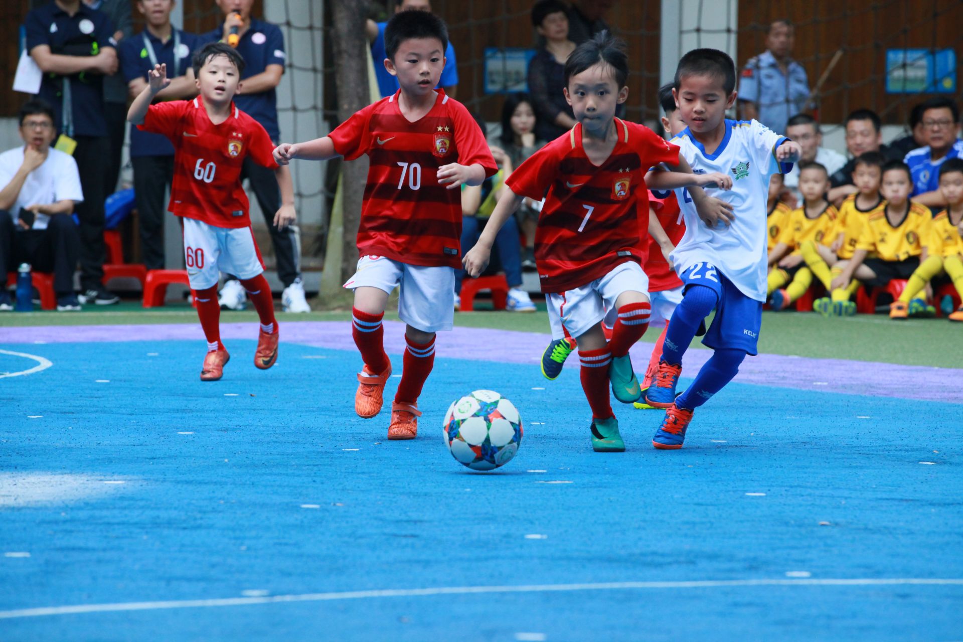 TA：利物浦计划与萨拉赫会谈，斯洛特依然得到更衣室支持（TA：利物浦拟与萨拉赫面谈，斯洛特继续获更衣室力挺）