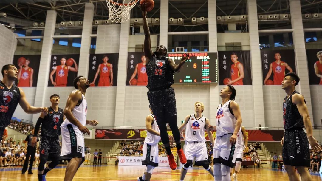 国米小将科基：我一直在从迪马尔科和奥古斯托身上偷师（国米新星科基：我持续向迪马尔科与奥古斯托取经）