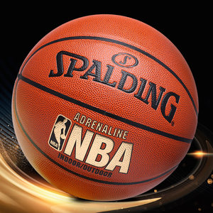 詹姆斯关键三分绝杀比赛（詹姆斯压哨三分绝杀）