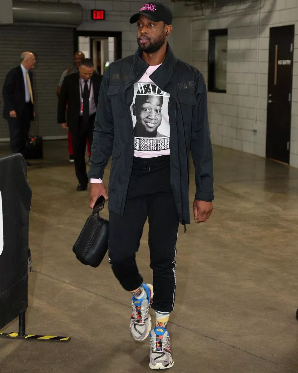 罗马诺：尤文并未追逐坎塞洛，球员不降薪意甲俱乐部无法负担（罗马诺：尤文未追坎塞洛，若不降薪意甲球队难以承担）