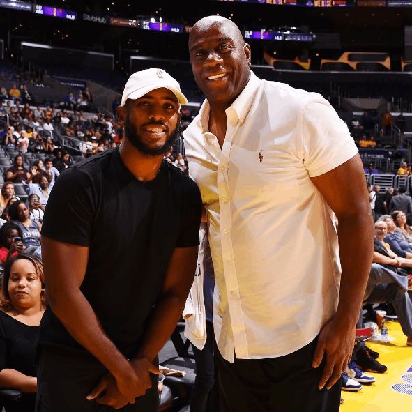 莱万：很开心能回到诺坎普踢球，能在这里进球我感到无比自豪（莱万：重返诺坎普让我无比开心，在这里破门我倍感自豪）